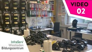 In der Werkstatt - InfraServ - Werkfeuerwehrmann/-frau -